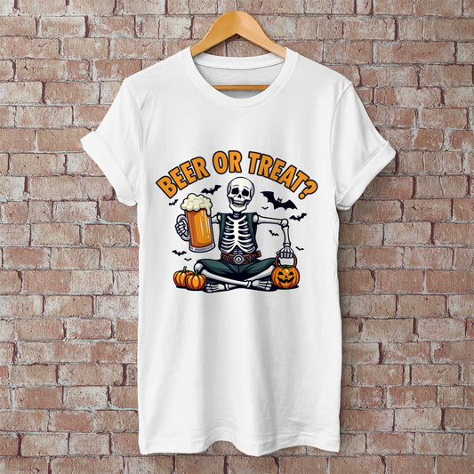 Premium T-Shirt "Beer or Treat"