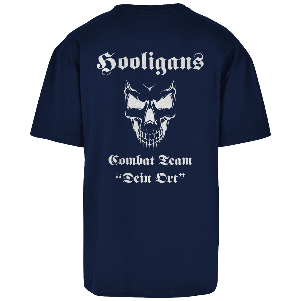 Premium Oversized T-Shirt "Hooligans Combat Team" (personalisierbar) ( Backprint)