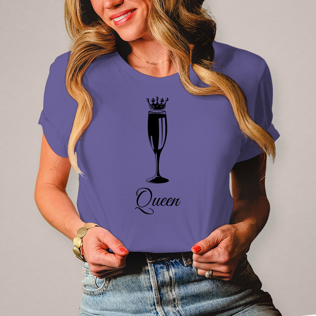 Premium T-Shirt "Queen" (Woman)