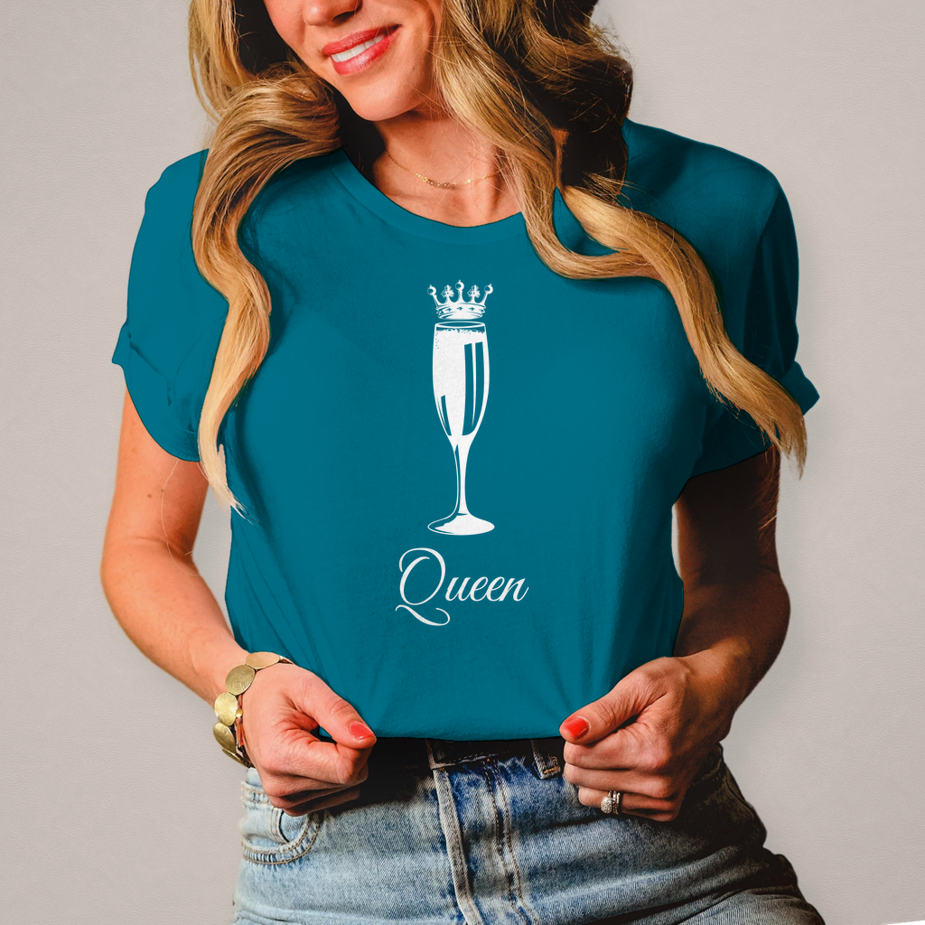 Premium T-Shirt "Queen" (Woman)